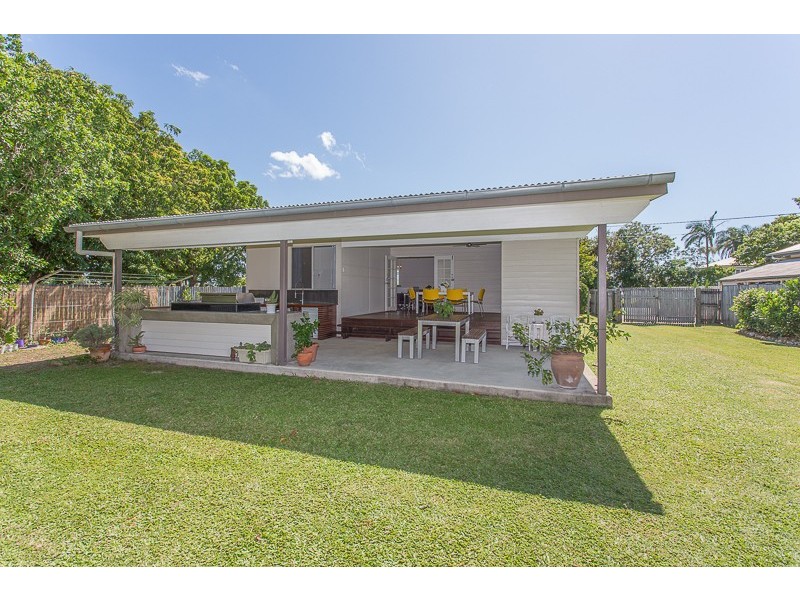 9 Morrison Street, West Mackay QLD 4740