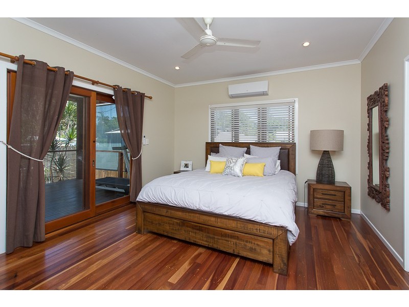 165 Waverley Street, Bucasia QLD 4750