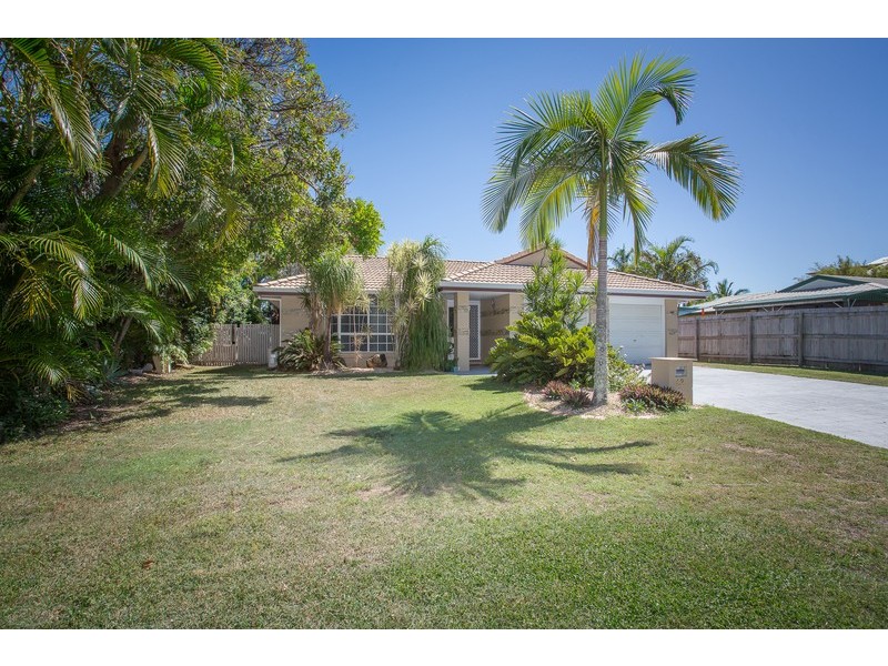 62 O’Brien Esplanade, Shoal Point QLD 4750