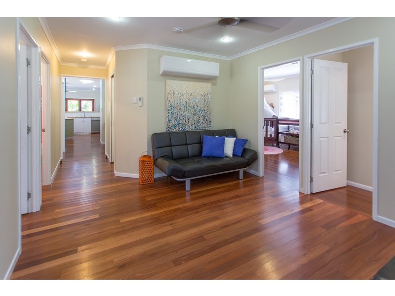 165 Waverley Street, Bucasia QLD 4750