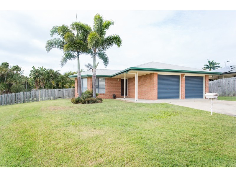 13 Collins Court, Eimeo QLD 4740