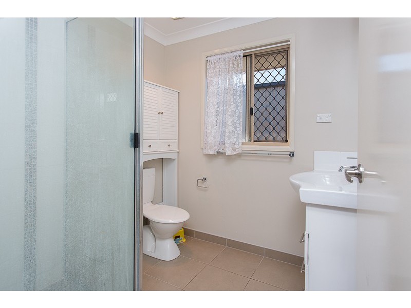 1 Bowden Crescent, Marian QLD 4753