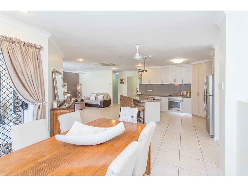 7 Seaspray Close, Shoal Point QLD 4750