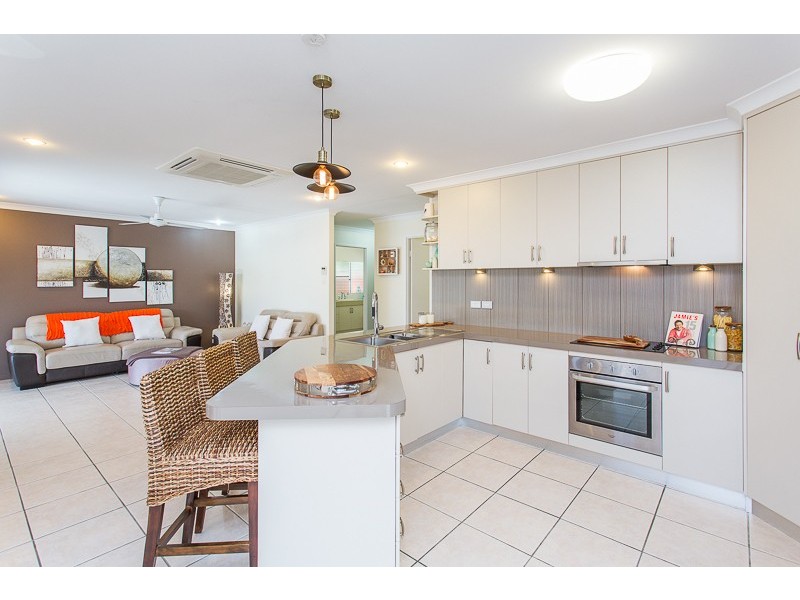 7 Seaspray Close, Shoal Point QLD 4750