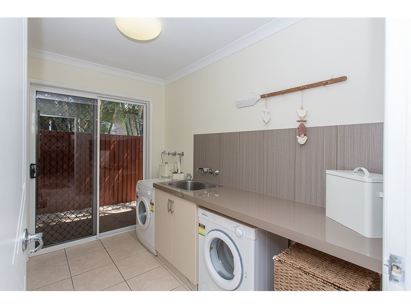 7 Seaspray Close, Shoal Point QLD 4750