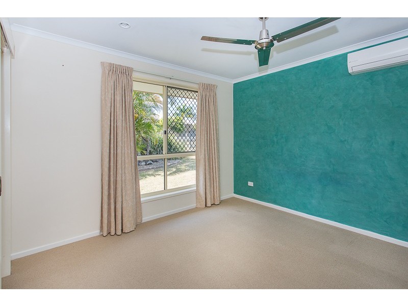 8  DUSTWILL STREET, Eimeo QLD 4740