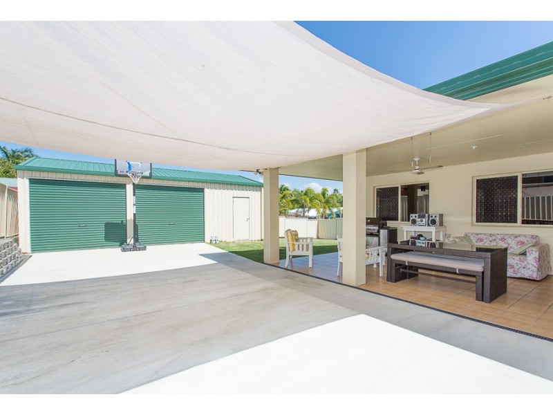 5  Seacove Court, Eimeo QLD 4740