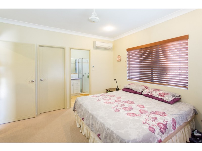 5  Seacove Court, Eimeo QLD 4740