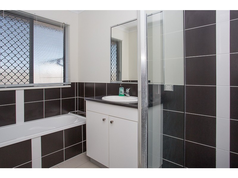 32 Millenium Drive, Sarina QLD 4737