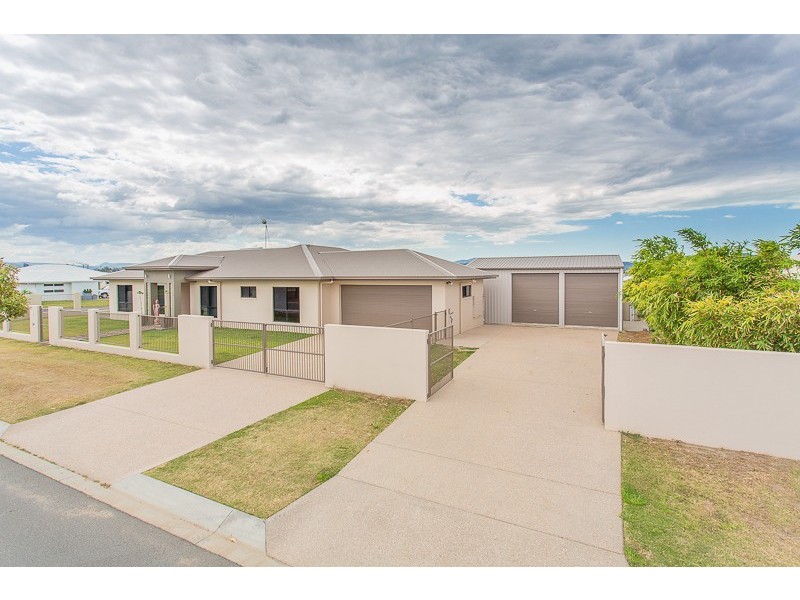 1 Bachelor Court, Marian QLD 4753