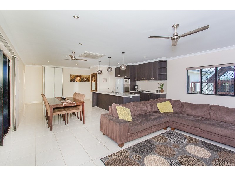 1 Bachelor Court, Marian QLD 4753