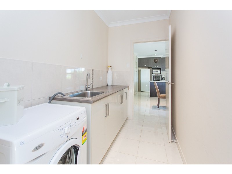 1 Bachelor Court, Marian QLD 4753