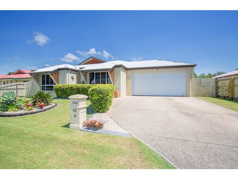 49 Marine Parade, Bucasia QLD 4750