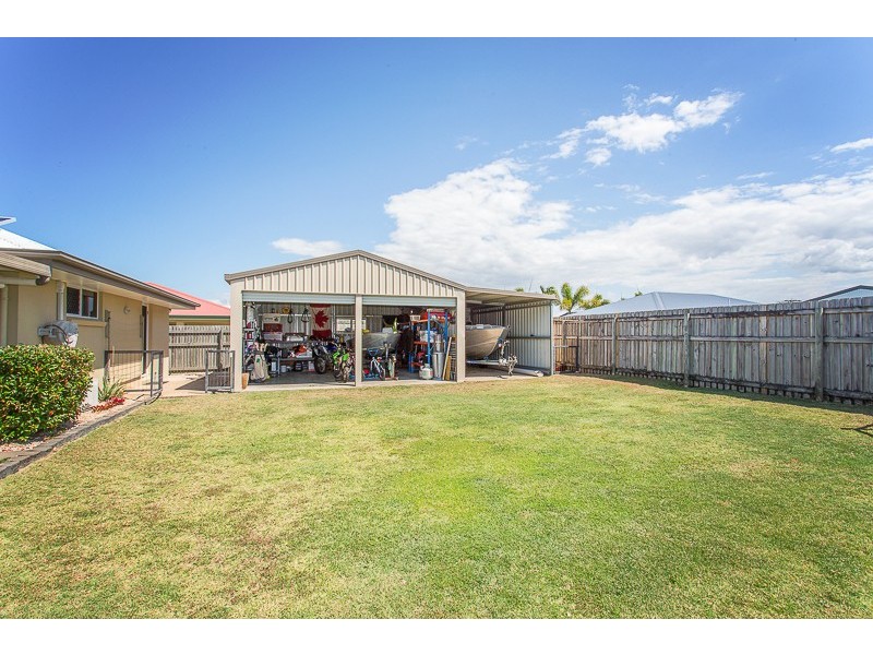 49 Marine Parade, Bucasia QLD 4750