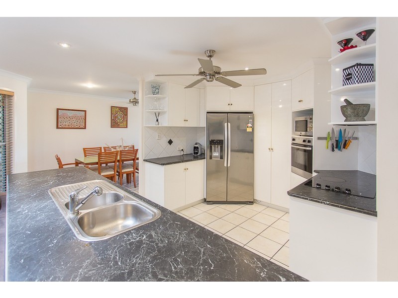49 Marine Parade, Bucasia QLD 4750
