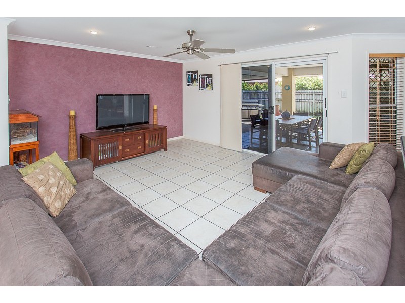 49 Marine Parade, Bucasia QLD 4750
