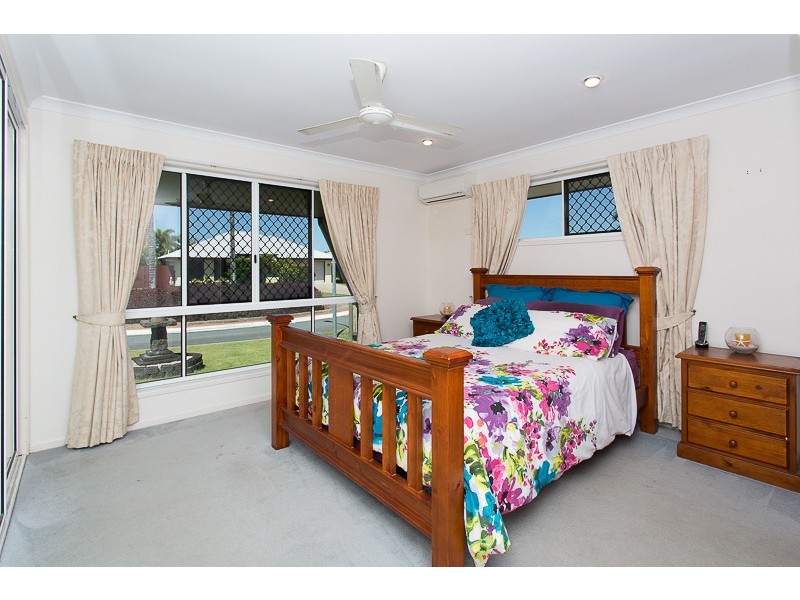 49 Marine Parade, Bucasia QLD 4750