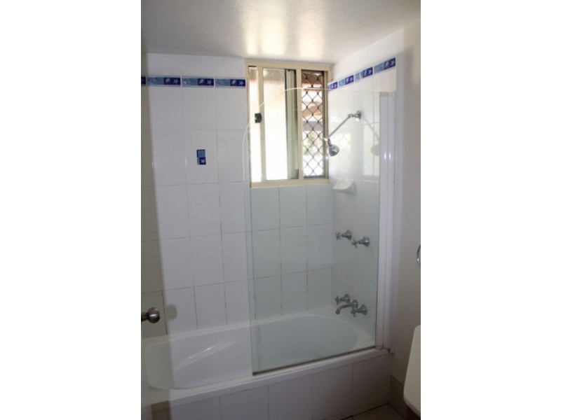 353 Shakespeare Street, Mackay QLD 4740