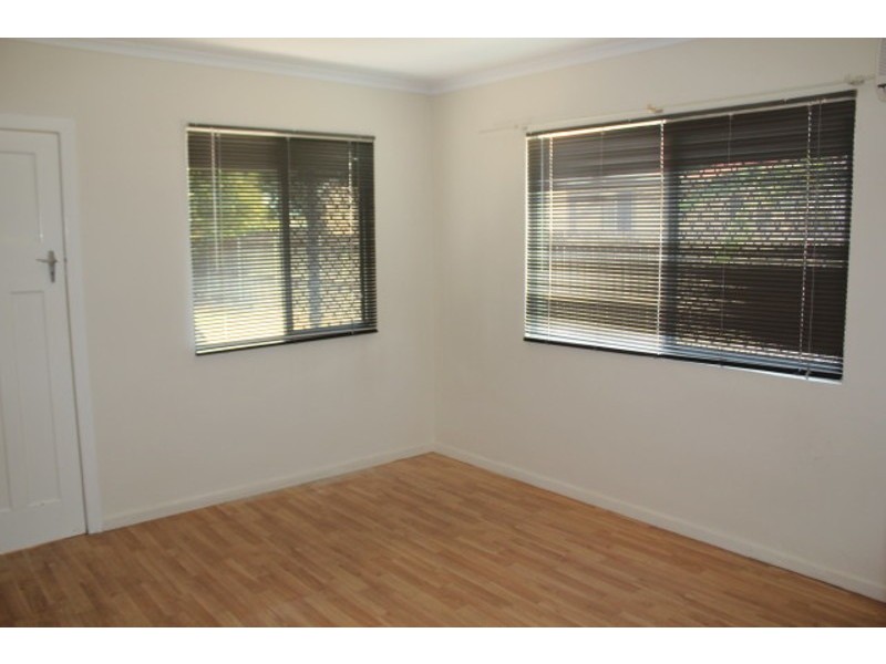 353 Shakespeare Street, Mackay QLD 4740