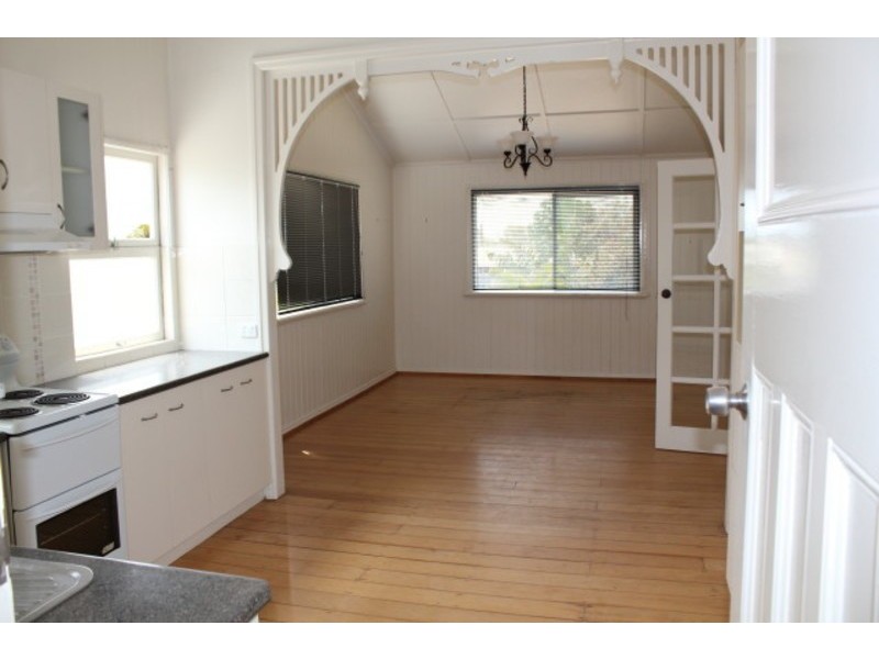 353 Shakespeare Street, Mackay QLD 4740