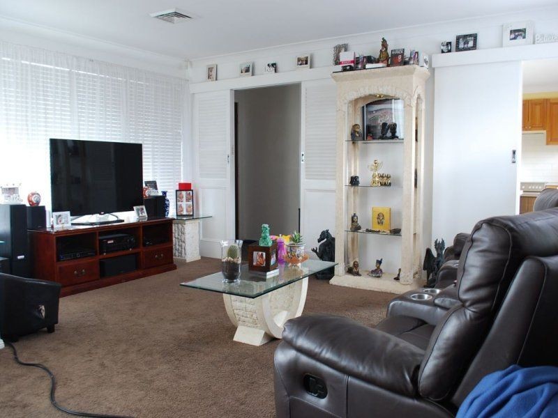 216 St Johns Road, Bradbury NSW 2560