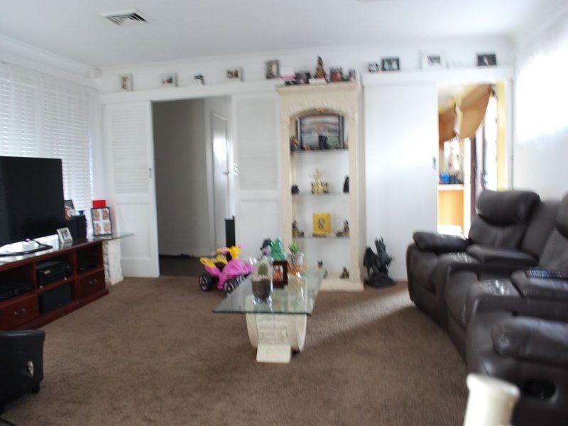 216 St Johns Road, Bradbury NSW 2560