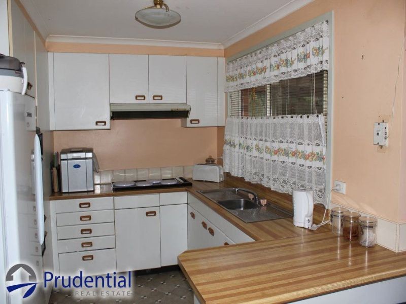 18 Romilly Place, Ambarvale NSW 2560