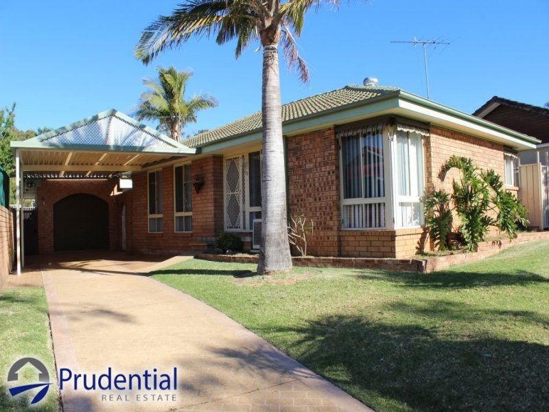 10 Kullaroo Avenue, Bradbury NSW 2560