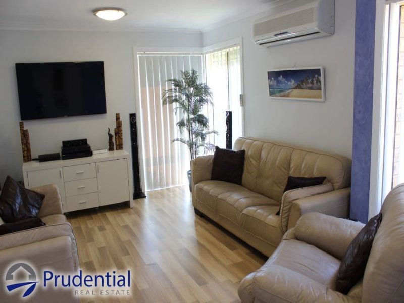 10 Kullaroo Avenue, Bradbury NSW 2560