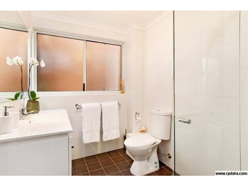 10/30-34 Kooloora Avenue, Freshwater NSW 2096