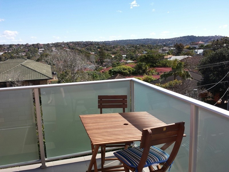 8/9 Ronald Avenue, Freshwater NSW 2096