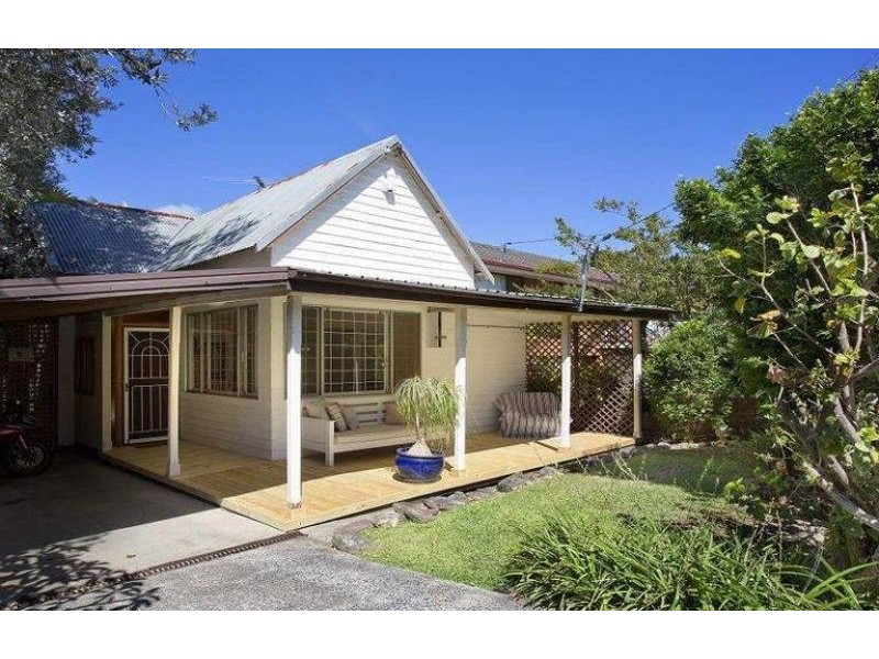 9 Ocean View Road, Freshwater NSW 2096