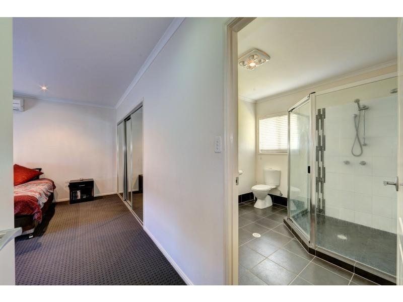 9 HILLCREST court, Bargara QLD 4670