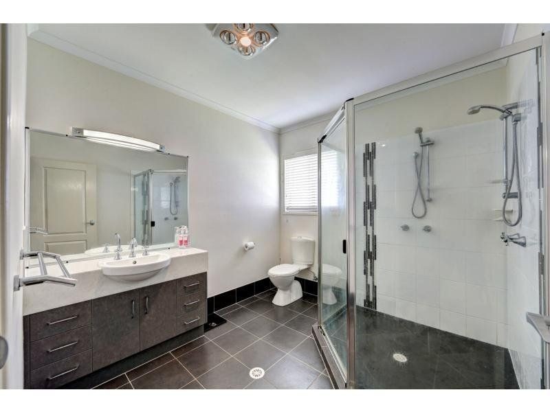 9 HILLCREST court, Bargara QLD 4670