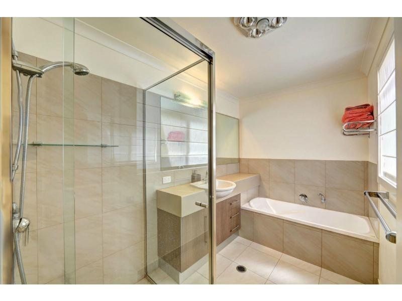 128 WOONGARRA SCENIC DRIVE, Bargara QLD 4670