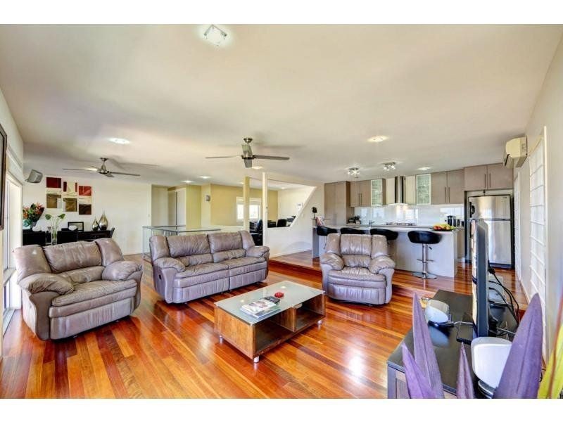 128 WOONGARRA SCENIC DRIVE, Bargara QLD 4670