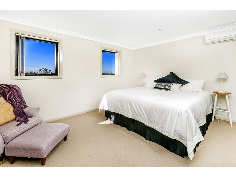 39a Clontarf St, Seaforth NSW 2092