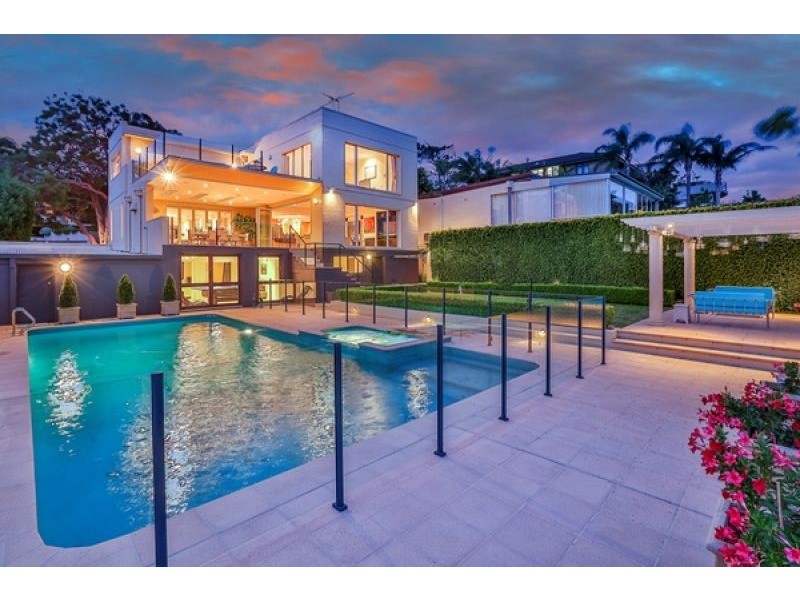 13 Moore Street, Clontarf NSW 2093