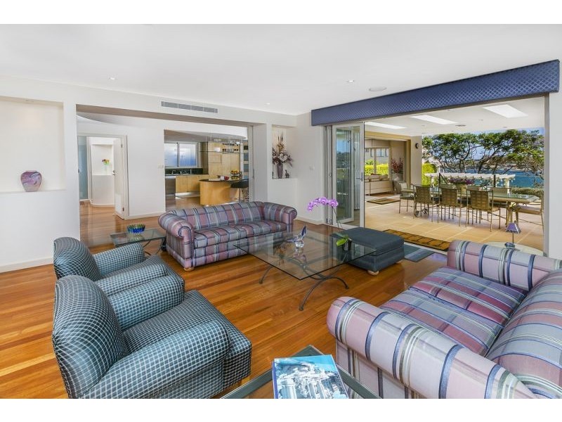 13 Moore Street, Clontarf NSW 2093