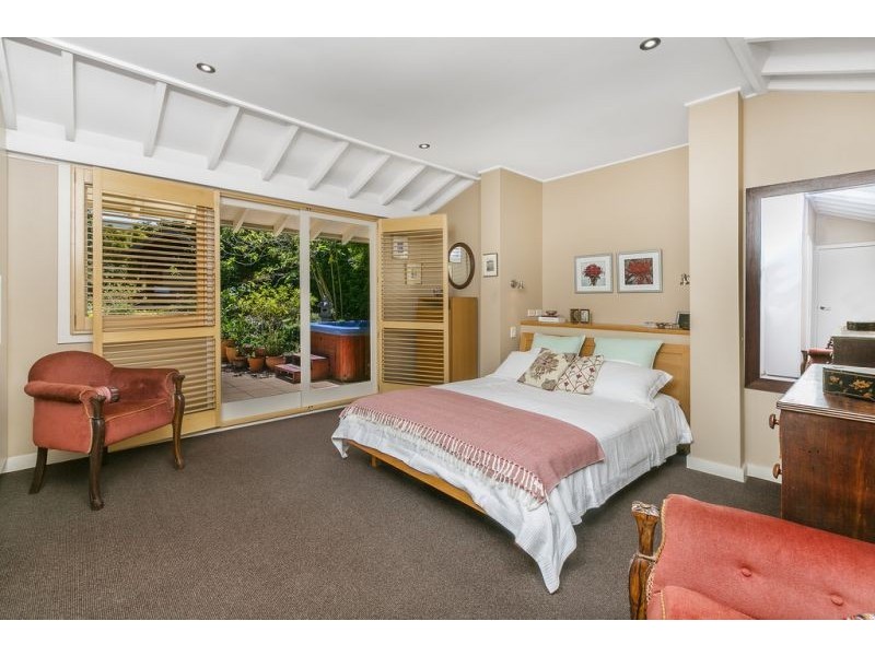 8 Mulgowrie Crescent, Balgowlah Heights NSW 2093