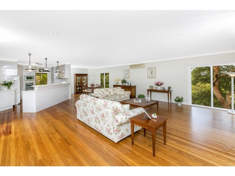 19a Peronne Avenue, Clontarf NSW 2093