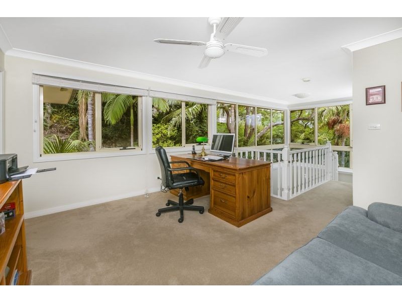 19a Peronne Avenue, Clontarf NSW 2093