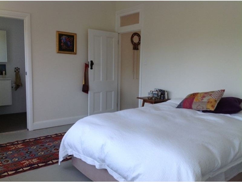 18 Addiscombe Road, Manly Vale NSW 2093