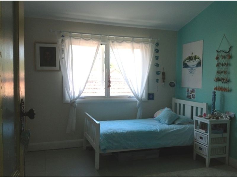 18 Addiscombe Road, Manly Vale NSW 2093