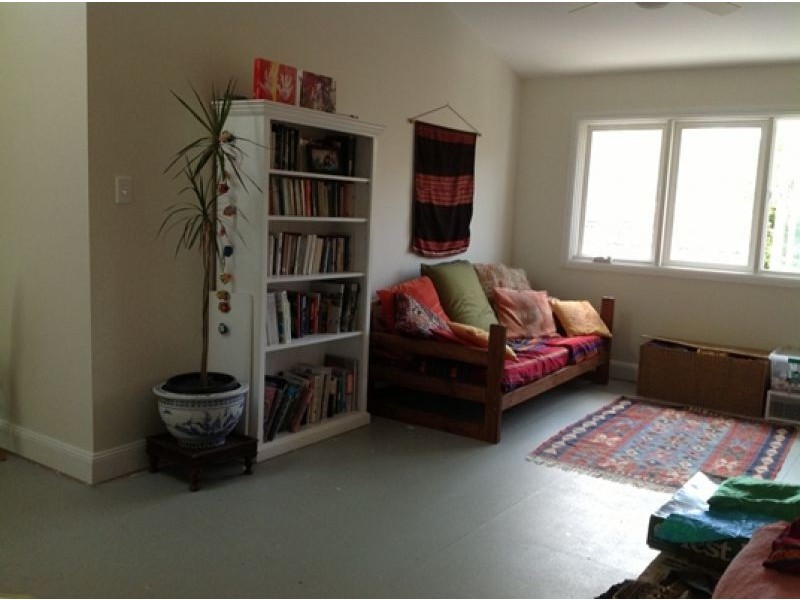 18 Addiscombe Road, Manly Vale NSW 2093