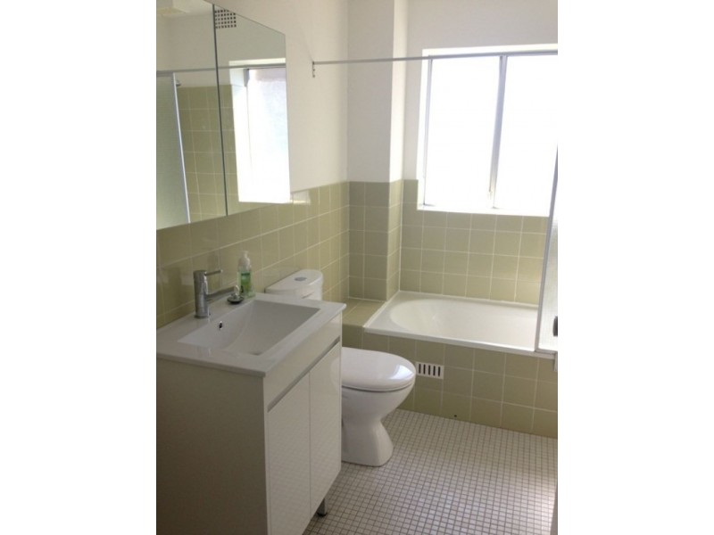 4/18 Campbell Parade, Manly Vale NSW 2093