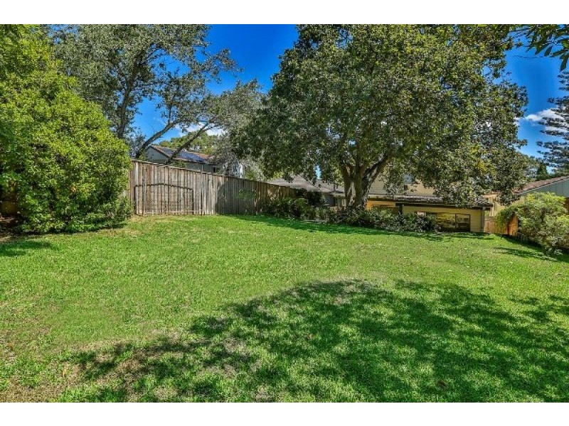 15 Kirkwood Street, Seaforth NSW 2092