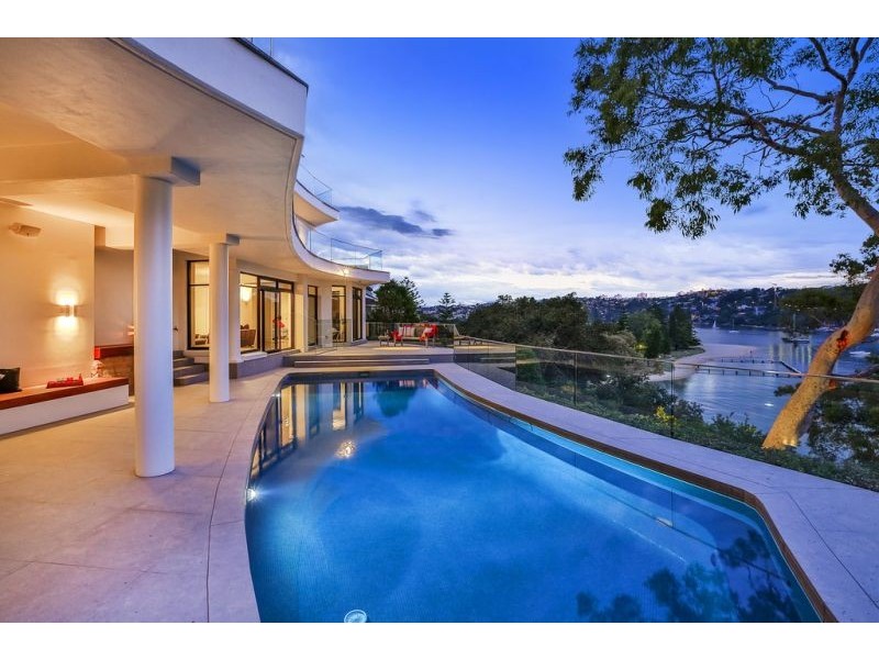 9 Peronne Avenue, Clontarf NSW 2093