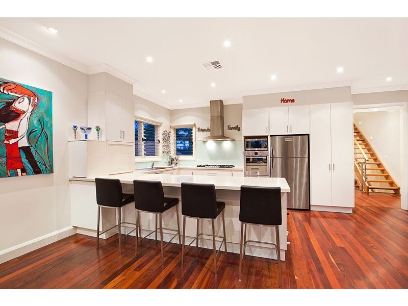 17 Peacock Street, Seaforth NSW 2092
