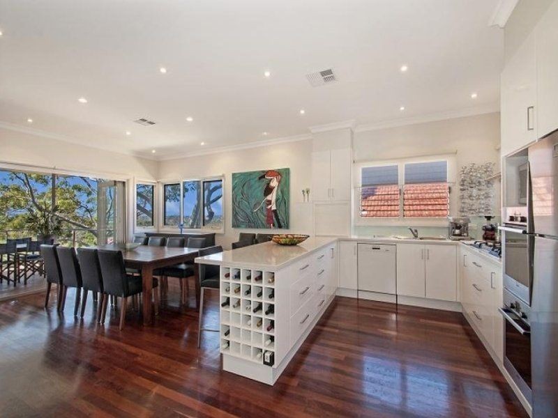 17 Peacock Street, Seaforth NSW 2092